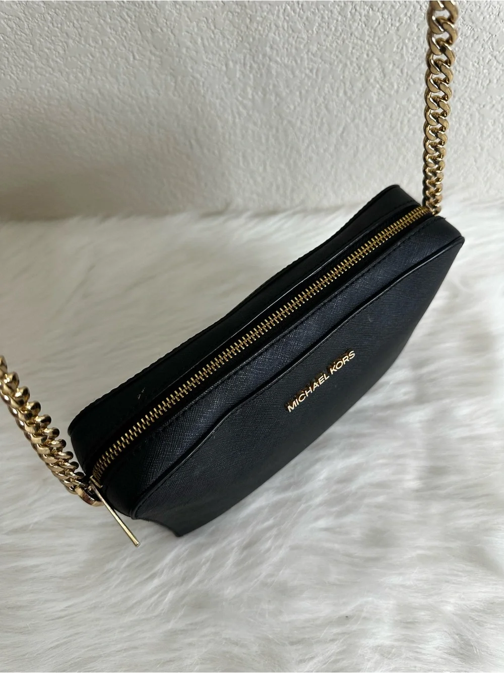 Michael Kors Jet Set Large East West Saffiano Leather Crossbody Bag
